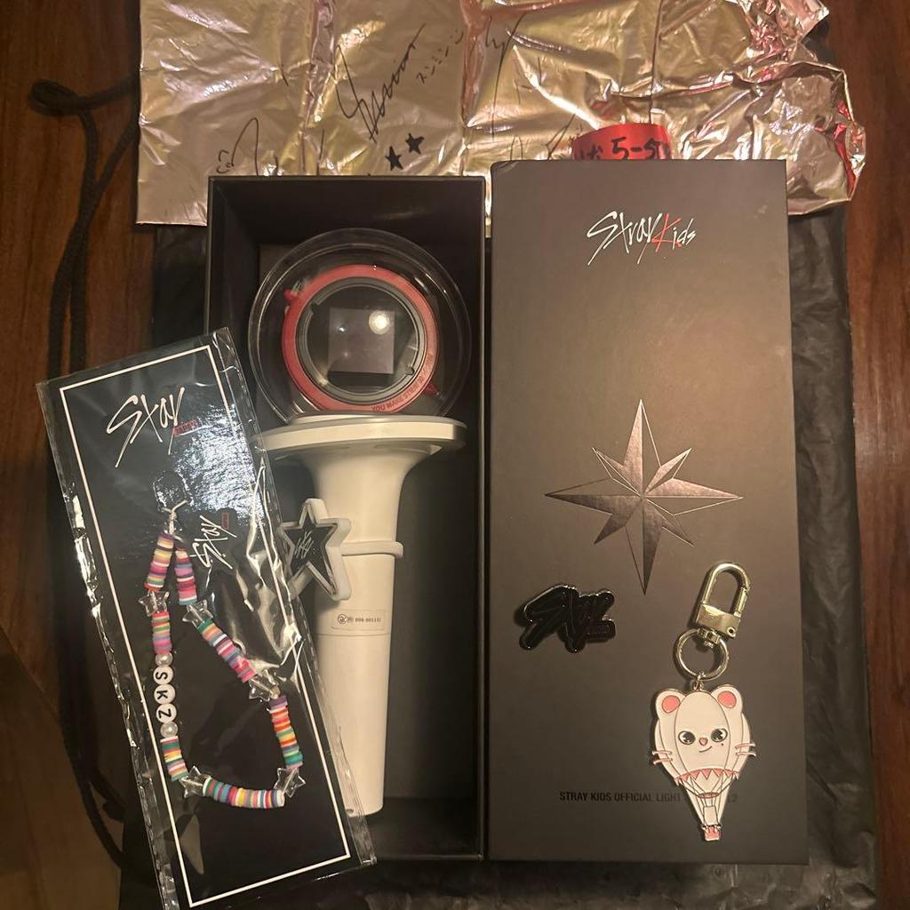 [USED] Stray Kids Light Stick Version 2
