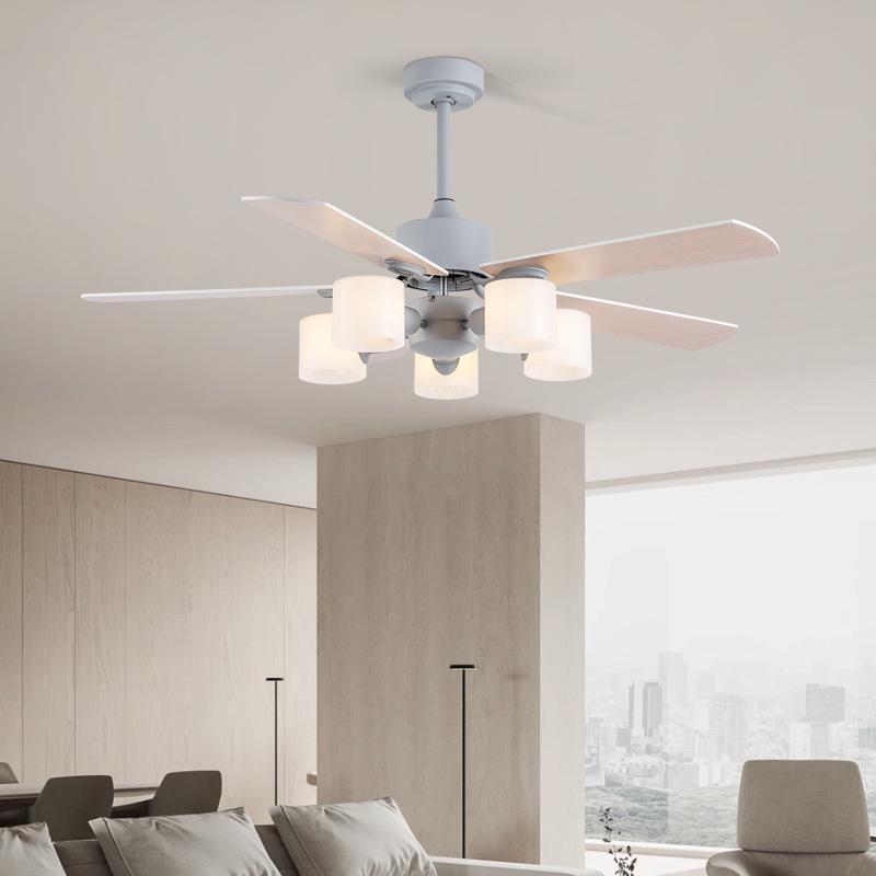 Потолочный вентилятор с подсветкой в скандинавском стиле, бесшумный, с люстрой для гостиной, спальни или ресторана.