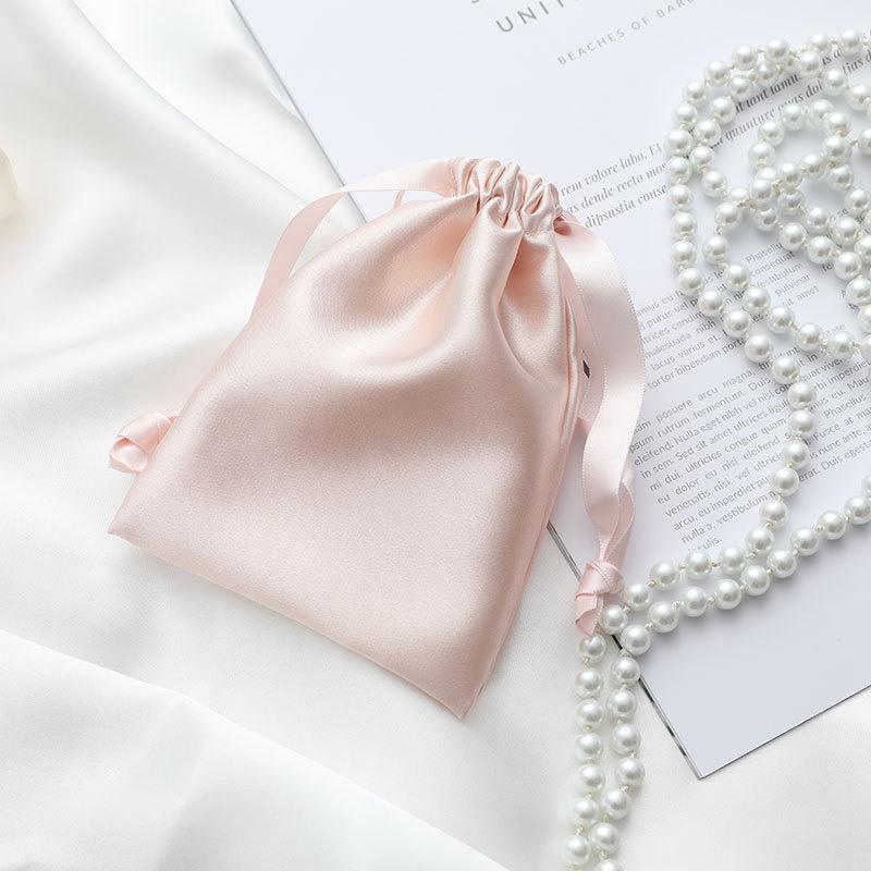 Подарочная упаковка Сумка из искусственного шелка Пылезащитная сумка Багги Сумка на шнурке Аксессуары на заказ