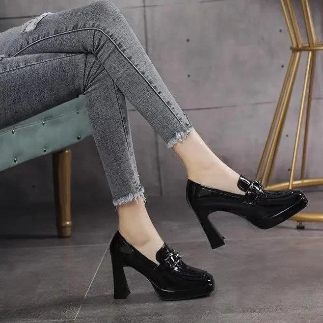 Весенняя мода на высоком каблуке, осенние новые женские туфли на толстой платформе, британский стиль, женские туфли без застежек с квадратным носком, офисная женская обувь для работы