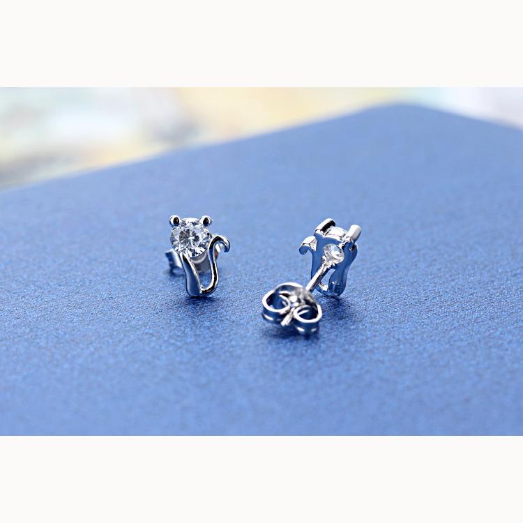 Милые модные серьги-гвоздики с циркониевым блеском в виде котенка для женщин, ослепительные элегантные женские аксессуары, ювелирные изделия, неподвластные времени