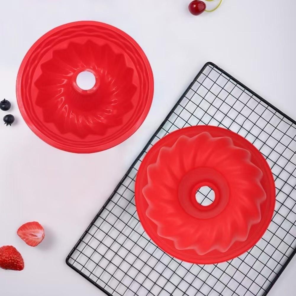 Silicone Fluted Tube Pans 3D Bread Baking Pans Round Baking Silicone Molds for Cake