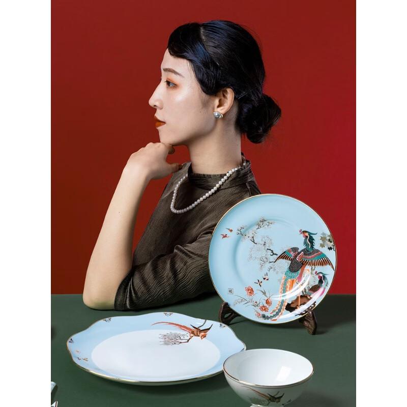 Фарфоровая десертная тарелка «Феникс» от Zhishi Jingdezhen