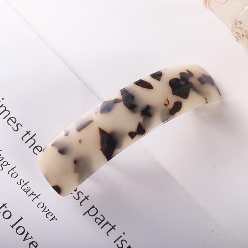 Korean Trendy Acetate Plaid Hair Clip - Colorful Curved Design for Bangs