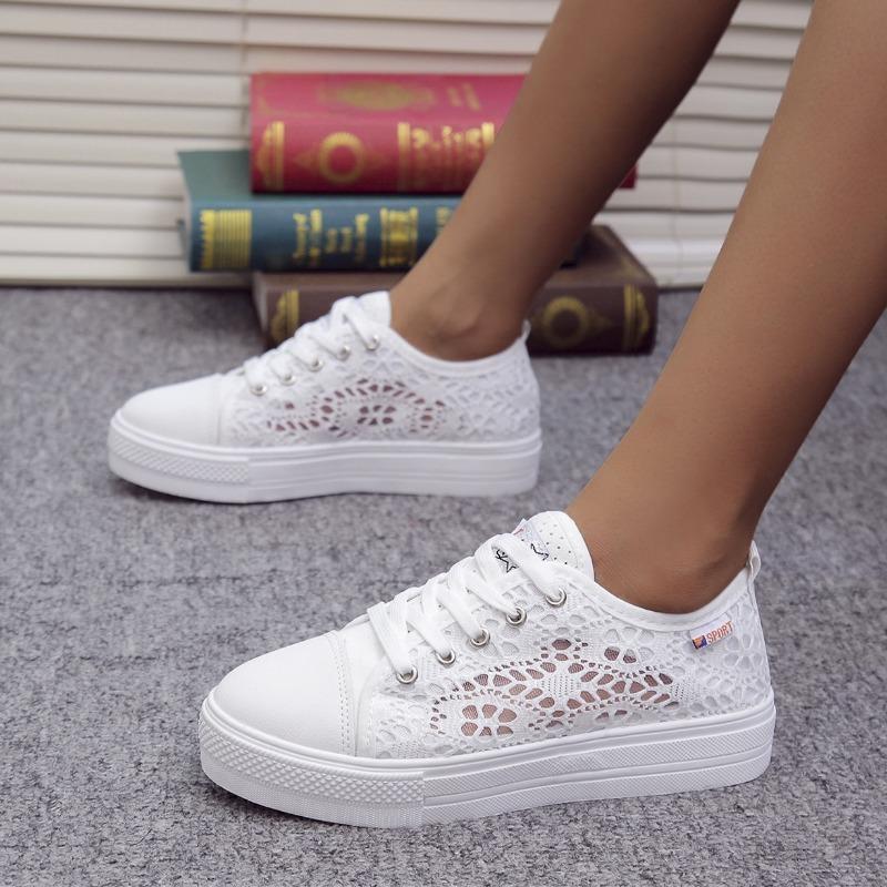 Белые кроссовки Женская модная летняя обувь для женщин Повседневная кружевная парусиновая полая дышащая платформа кроссовки Tenis Feminino