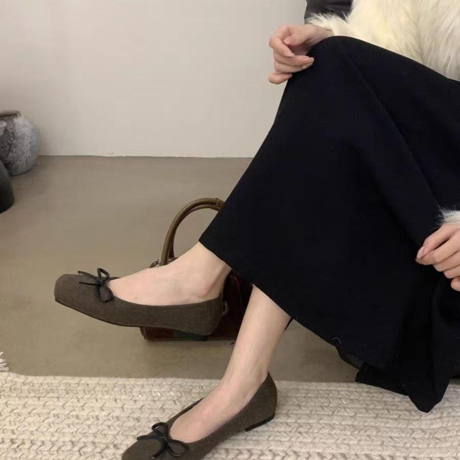 2025 новые туфли-балетки в нежном французском стиле с маленьким ароматом, на плоской подошве, с мягкой подошвой, с мелким вырезом, с квадратным носком, одинарные туфли, женские туфли для бабушки