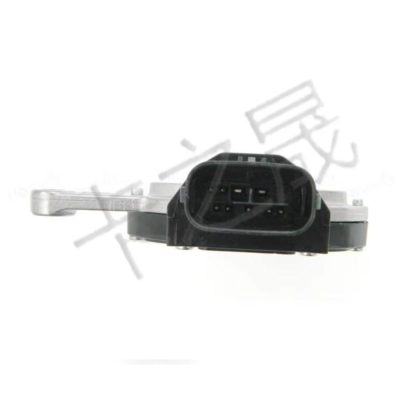Переключатель положения селектора АКПП Toyota Corolla/Yaris 84540-46010