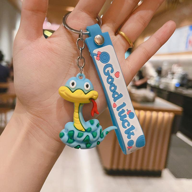 Креативный брелок-подвеска в виде змеи, милый мультяшный зодиакальный год змеи, удачный кулон, рюкзак, подвесное украшение, аксессуары, подарки