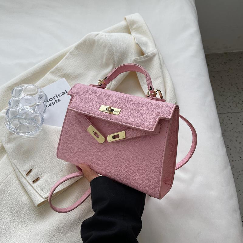 Женская универсальная сумка-мессенджер на плечо для поездок на работу