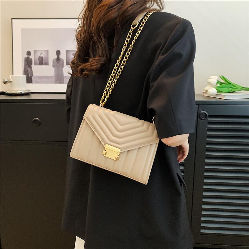 Shoulder Bag with Chain for Women Feminine Messenger Crossbody Bag Women's Bags