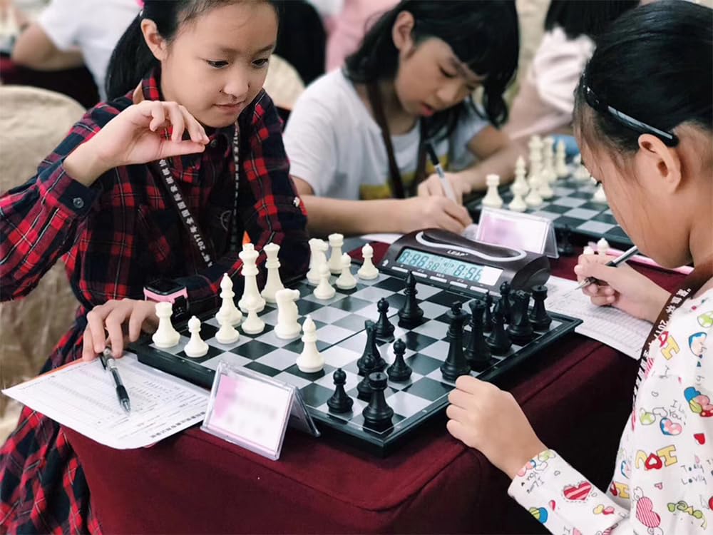 KOKOSUN Chess International Магнитные складные шахматы черно-белые, удобное хранение x 32 комплекта, шахматы, доска, фигуры, (32 см)