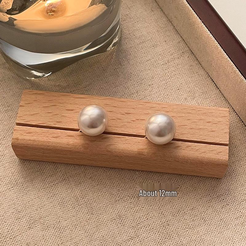 Women's High-End Plain Hoop Earrings: Light Luxury Ear Drops & Studs, Niche Design for Autumn/Winter.
