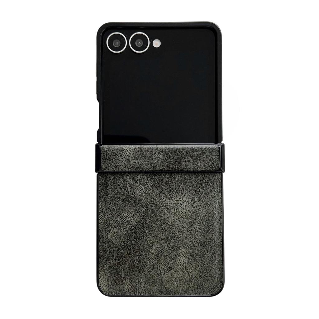 Магнитный чехол-книжка из кожи Crazy Horse для Samsung Z Flip7, Совместим с Flip6/5, Трехсекционный, Складной, Защита от падений.