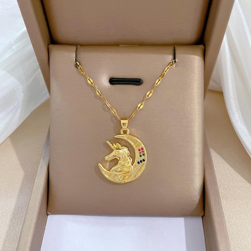 Подвеска-месяц из титановой стали: Элегантный дизайн микро-паве с полным бриллиантовым покрытием, сверкающий и стильный для женщин.