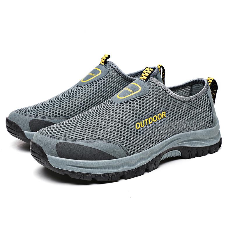 Fashion Summer Mesh Men Sports Shoes Light Men Sneakers Anti Slip Mountaineering Water Shoes Breathable Slip-on Shoes Comfortable Loafer