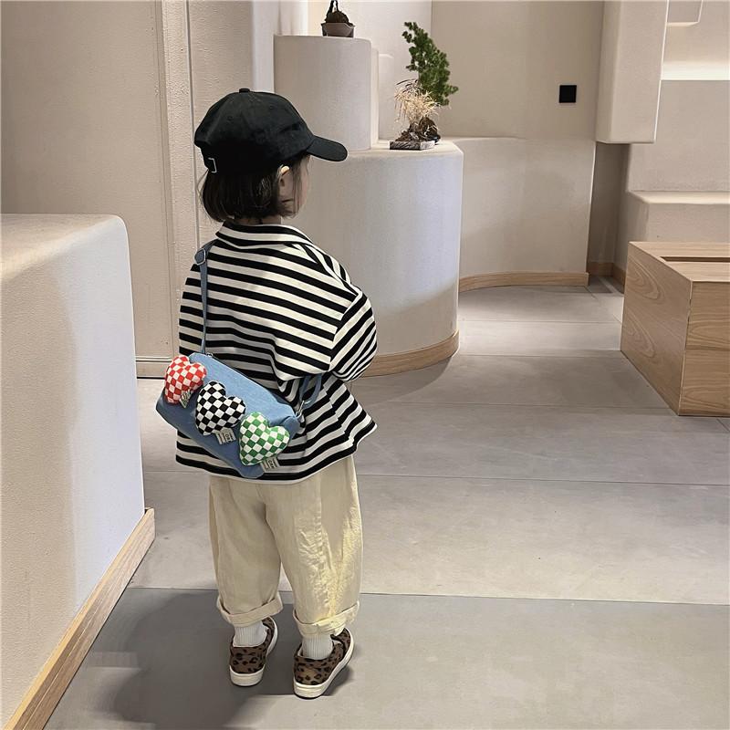 Stylish Baby Coin Purse Adorable Korean Style Children Shoulder Bag With Heart Design