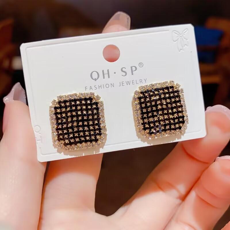 Трендовые корейские черные квадратные серьги со стразами, модные женские серьги-подвески с кристаллической геометрией