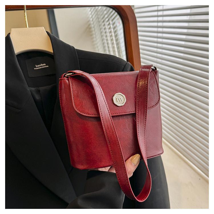 Stylish New Texture Handheld Shoulder Bag 2024 French Bag Women's Trendy Bucket Crossbody Bag
