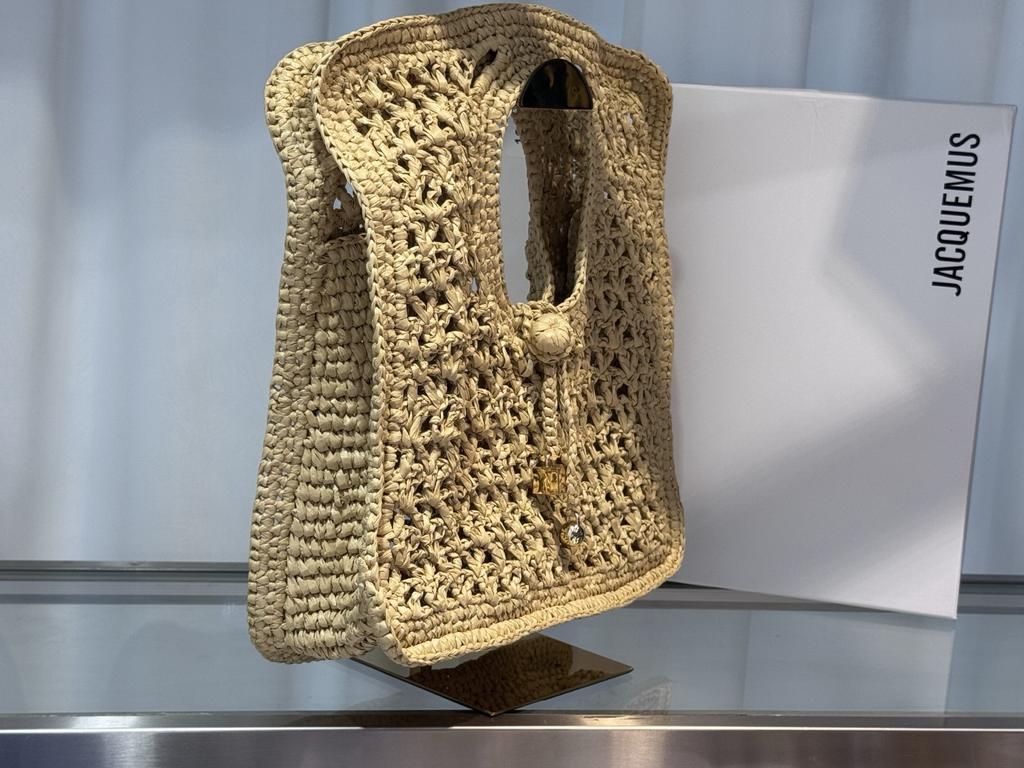 2025 New French Jacquemus Retro Hollow Lafite Grass Woven Bag Vacation Style Handbag Women