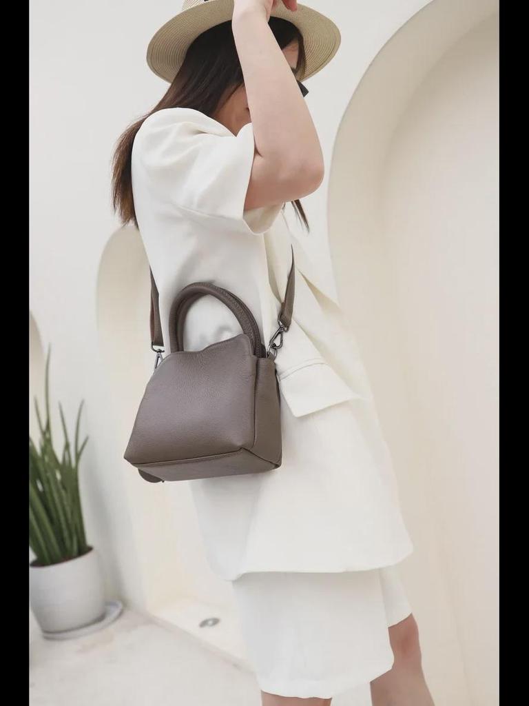 Genuine Leather Women's Top-Handle Shoulder Bag - Elegant European & American Style 2025