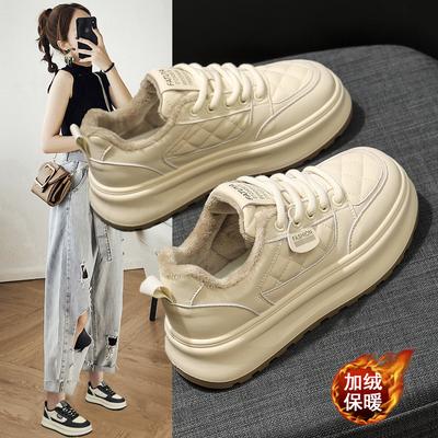 Популярные маленькие белые туфли женская обувь 2025 зима новые бархатные кеды супер огонь универсальная платформа спортивная и повседневная женская обувь