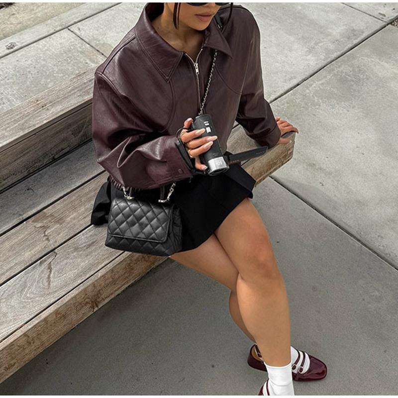 Кожаная куртка с длинными рукавами для женщин