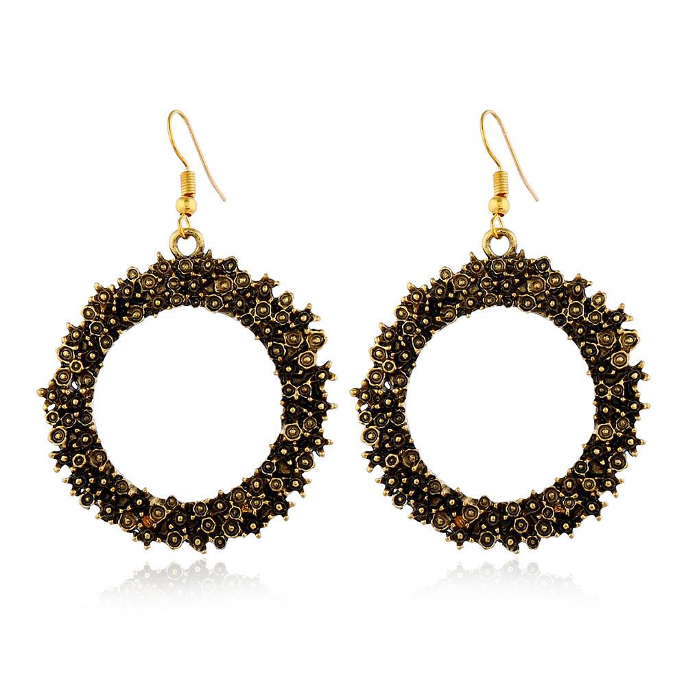 Vintage Art Deco Necklace And Earring Set With Alloy Pendant For Retro Fashion Lovers