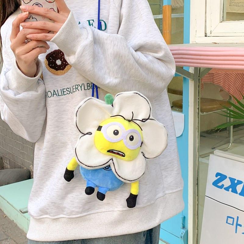 Плюшевая мультяшная наплечная сумка миньонов для девочек и подростков с отделением для хранения и милым дизайном