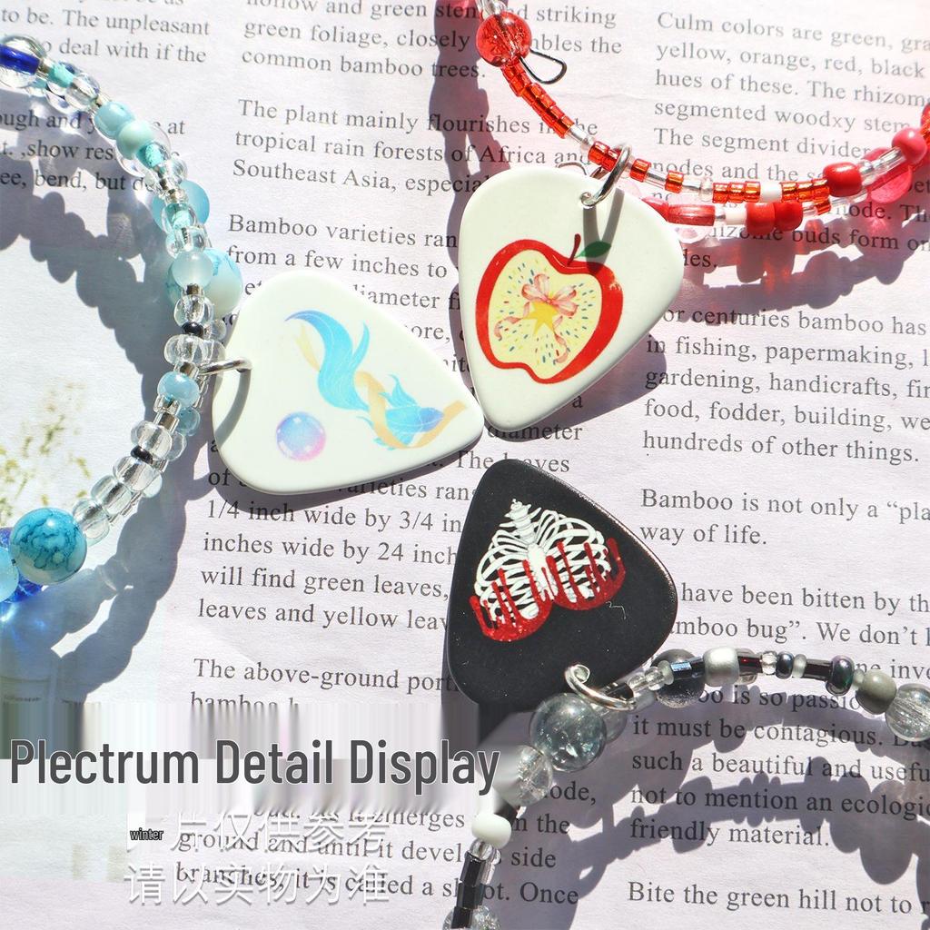 Подвеска-медиатор для гитары ручной работы и браслет из бусин