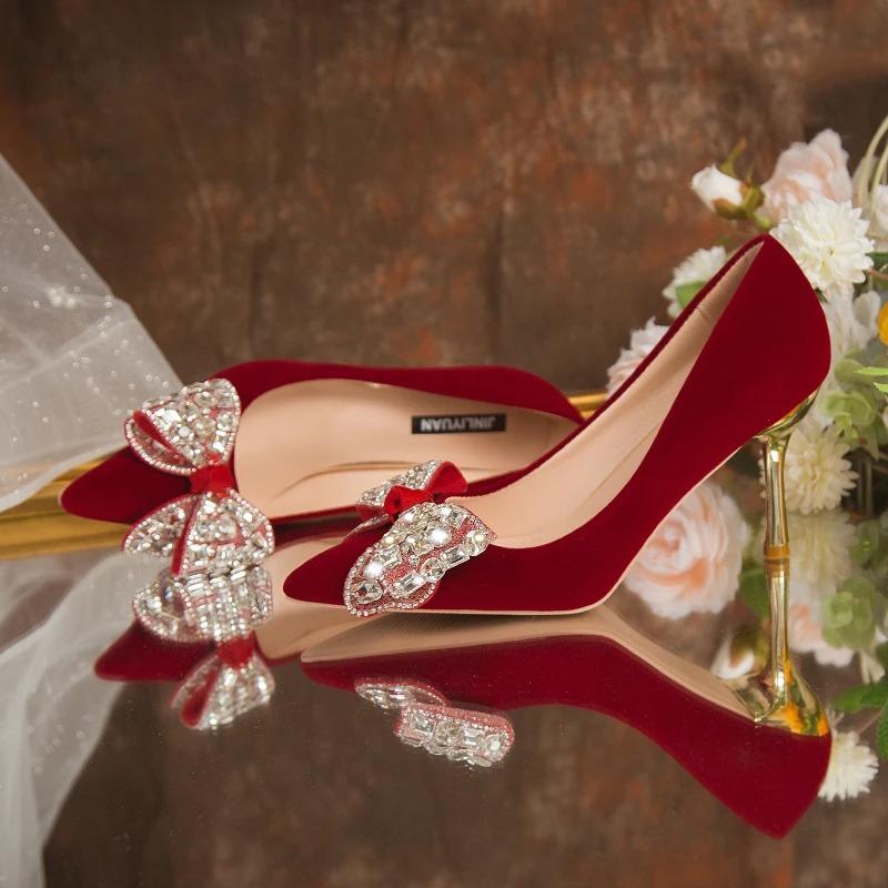 Модные красные блестящие туфли-лодочки с большими кристаллами, женские туфли-лодочки с бантом, на тонком каблуке, свадебные туфли, женские блестящие туфли со стразами на высоком каблуке