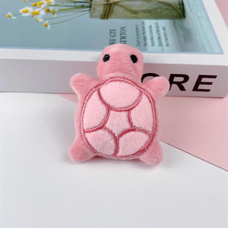 Xiaohongshu Милая маленькая черепашка мультяшная кукла рюкзак кулон шпилька и аксессуары для одежды для детей
