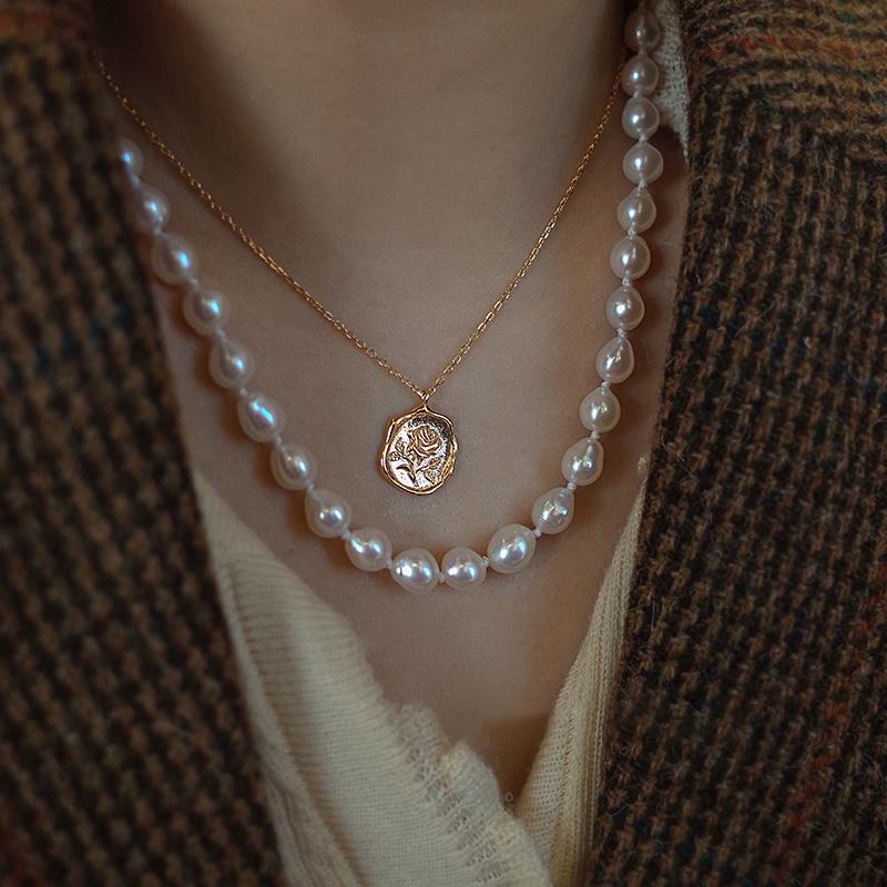 Light Luxury Sweet Style Irregular Circular Rose Flower Necklace Exquisite Oil Painting Style Pendant New In Wedding Jewelry