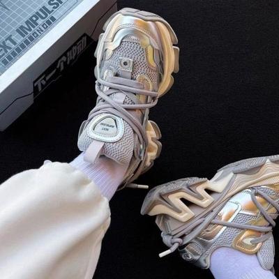 МОЙ БОГ! Полные футуристического ощущения~ 2025 платформа повседневные кроссовки серебристые папины кроссовки~ уникальный дизайн подошвы