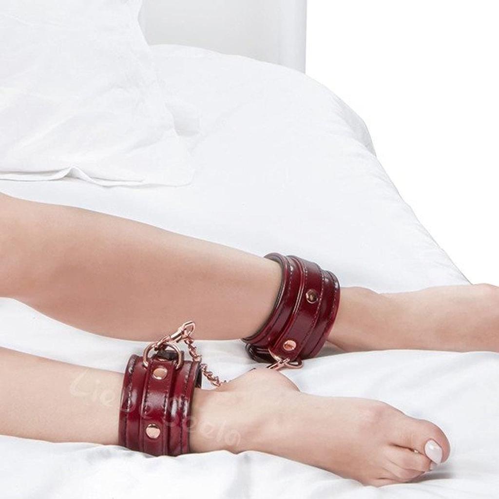 Liebe Seele SM Товары Ограничение 4 предмета Набор Винно-красный Натуральная кожа Косплей Королева Роскошь