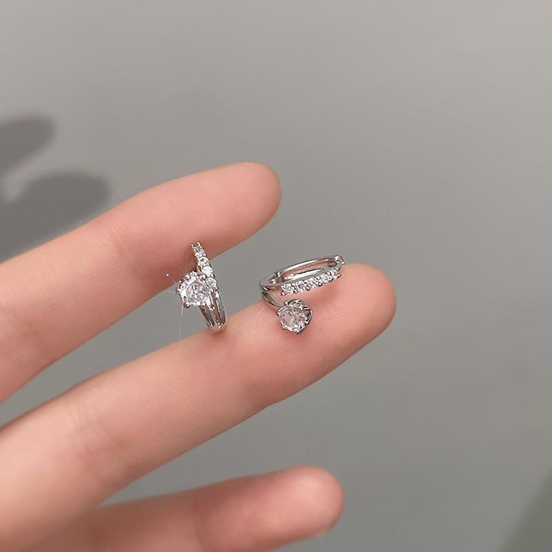 Изысканные мини-серьги-пряжки из циркония для женщин, двухслойные, простые, корейские модные серьги
