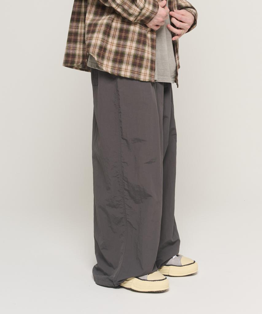 CARGOBROS Nylon Loop String Wide Pants (Charcoal)