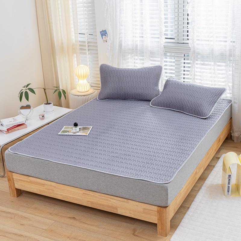 Комплект из трех ковриков для матери и ребенка из латекса Ice Silk — мягкий, прохладный и моющийся