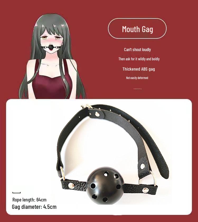 Кокетливый бондажный набор: Кожаные наручники, кнут, ошейник и зажимы для сосков