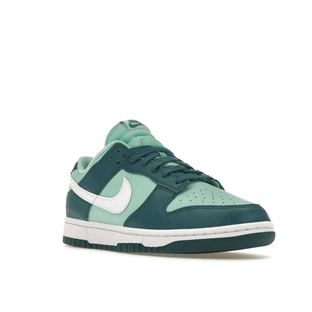 Nike Женские кроссовки Dunk Low Geode Teal White Emerald-Rise DD1503-301
