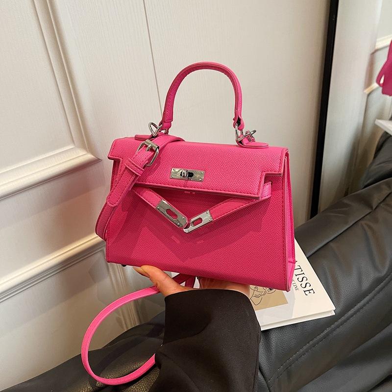 Textured Lock Portable Small Square Bag Women's 2025 Spring and Summer New Classic Shoulder Messenger Bag Fashion Kelly Bag