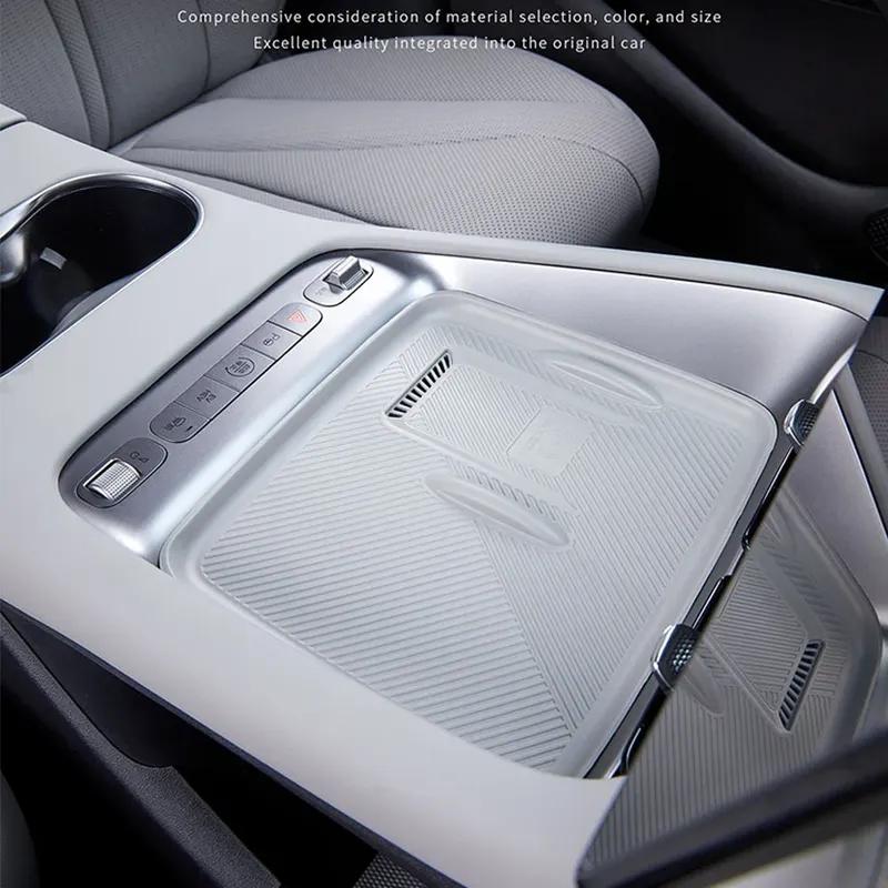 Для BYD Sea Lion 06 DMI Панель беспроводной зарядки Силиконовая подкладка EV Пылезащитная Противоскользящая подкладка Аксессуары для интерьера