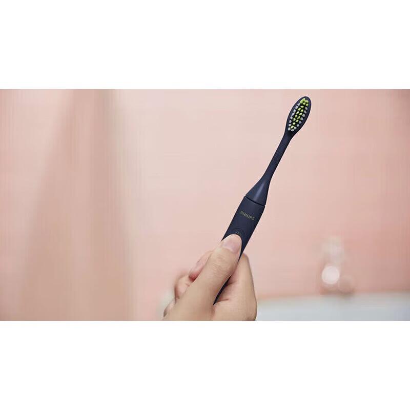 Philips One Series HY1100 Battery-Powered Electric Toothbrush