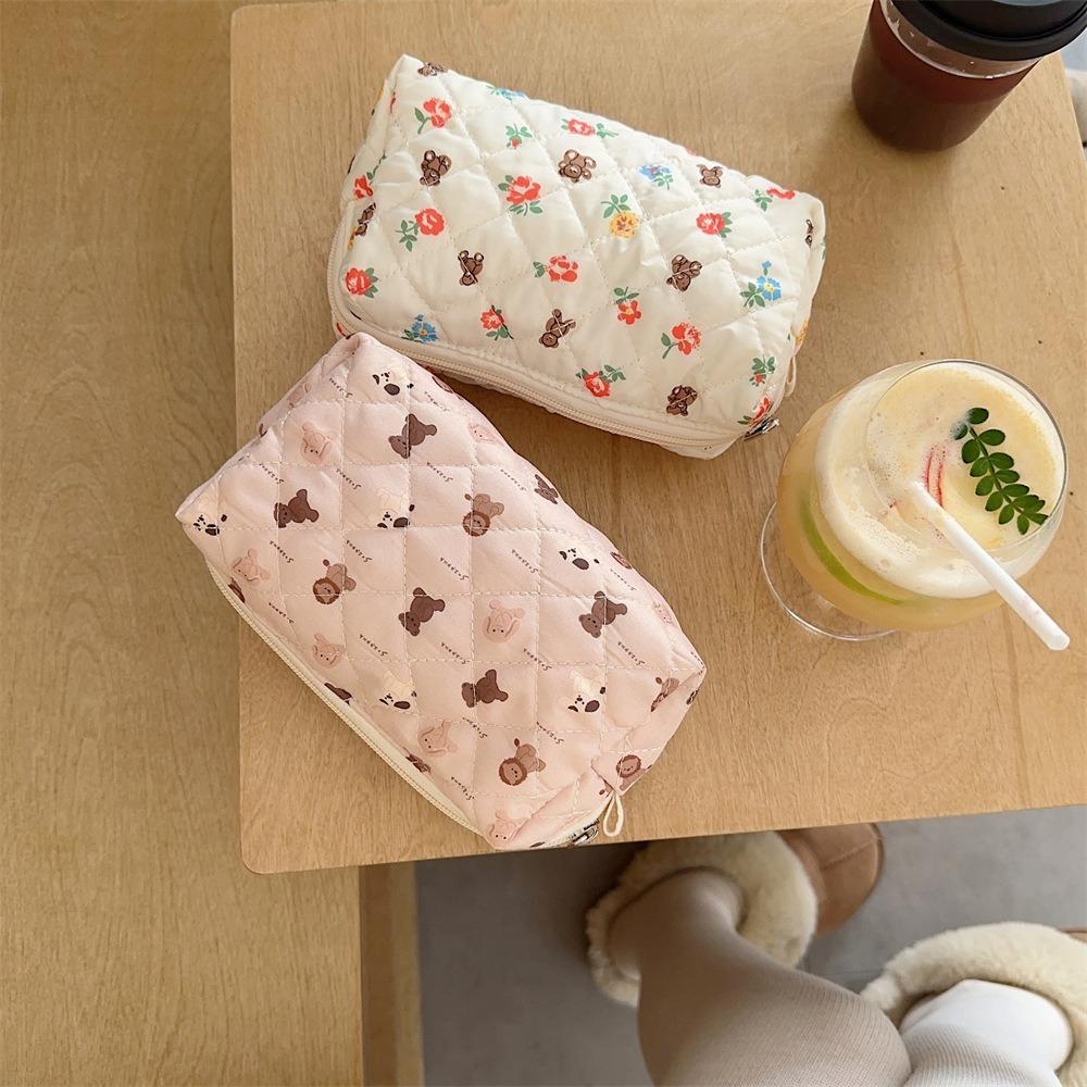Cute Floral Print Storage Bag Large Capacity Portable Makeup Bag Multifunctional Stationery Organizer Toiletry Handbag for Girls