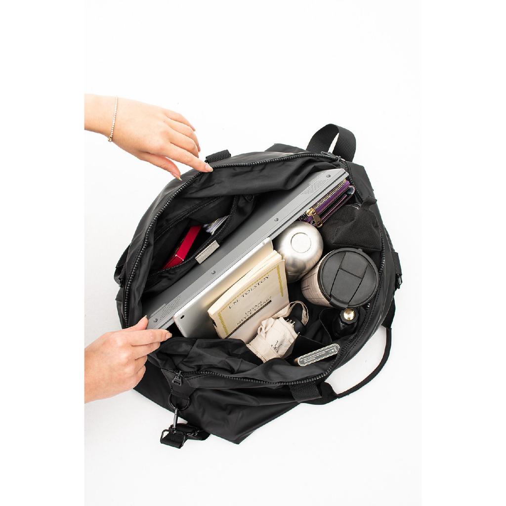 Water Resistant Unisex Black Cross Strap Travel And Sports Bag Suitable For Suitcase