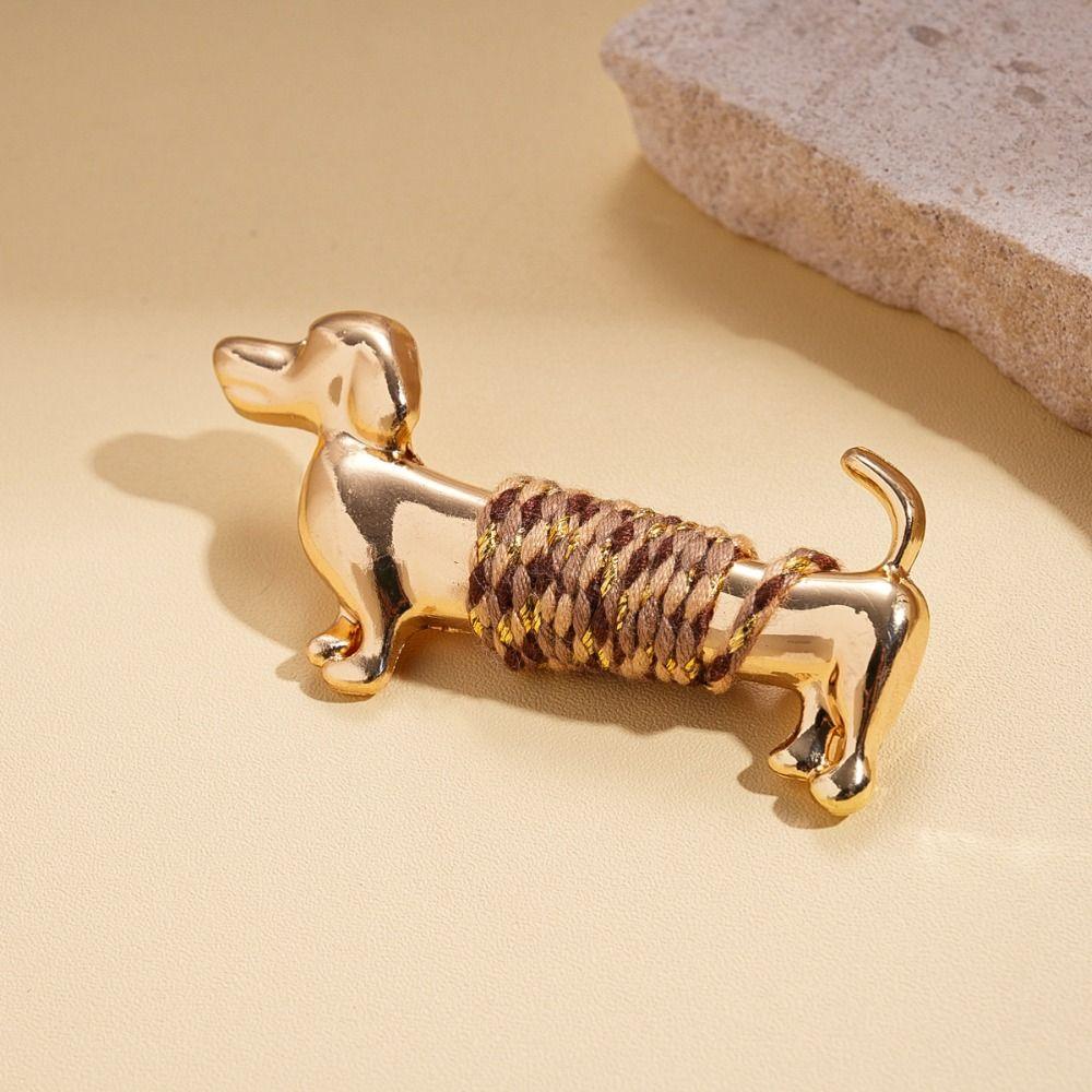 Luxury Cute Dog Brooch Retro Animal Lapel Pin Vintage Sausage Dog Brooch  Suit Accessories