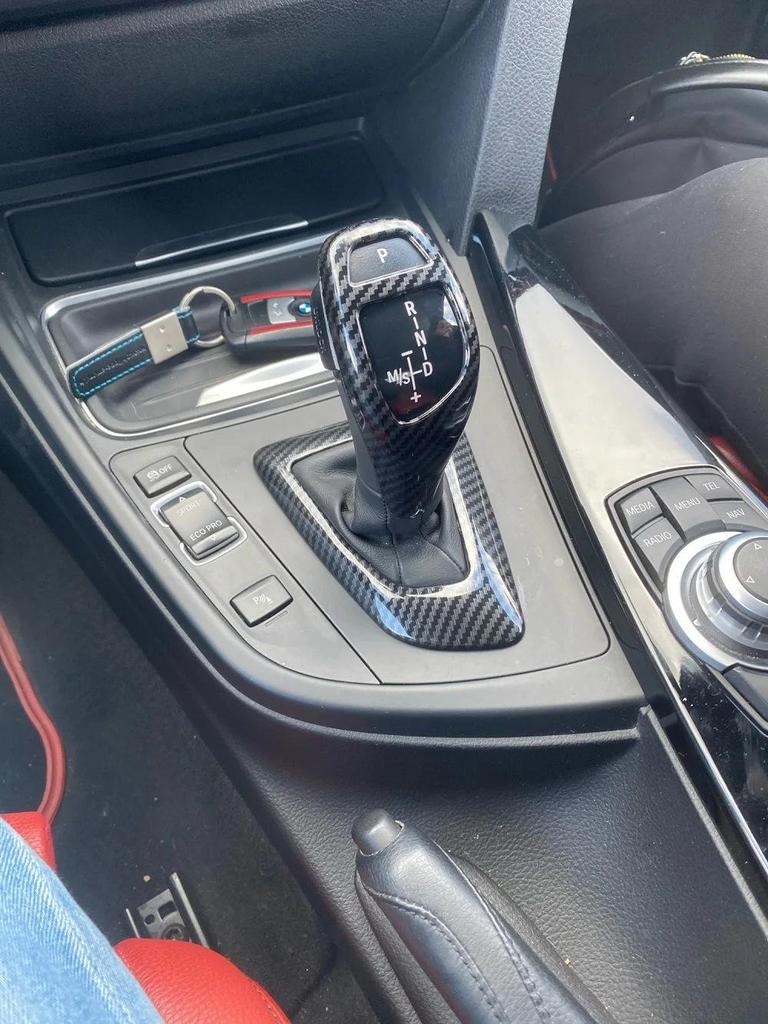 Ручка переключения передач из углеволокна и накладка на панель для BMW 1, 2, 3 серии F30 - Модификация интерьера
