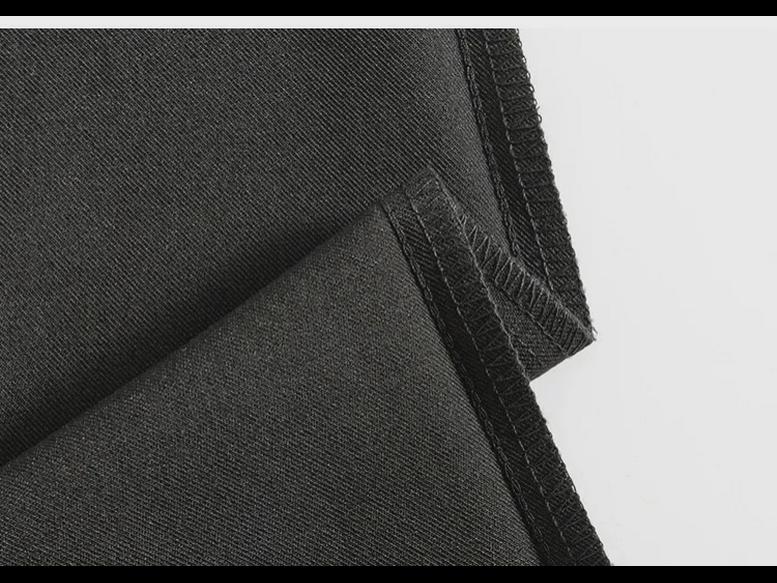 Юбка-трапеция серого цвета с высокой талией и разрезом на бедрах, осень/зима 2024 г.