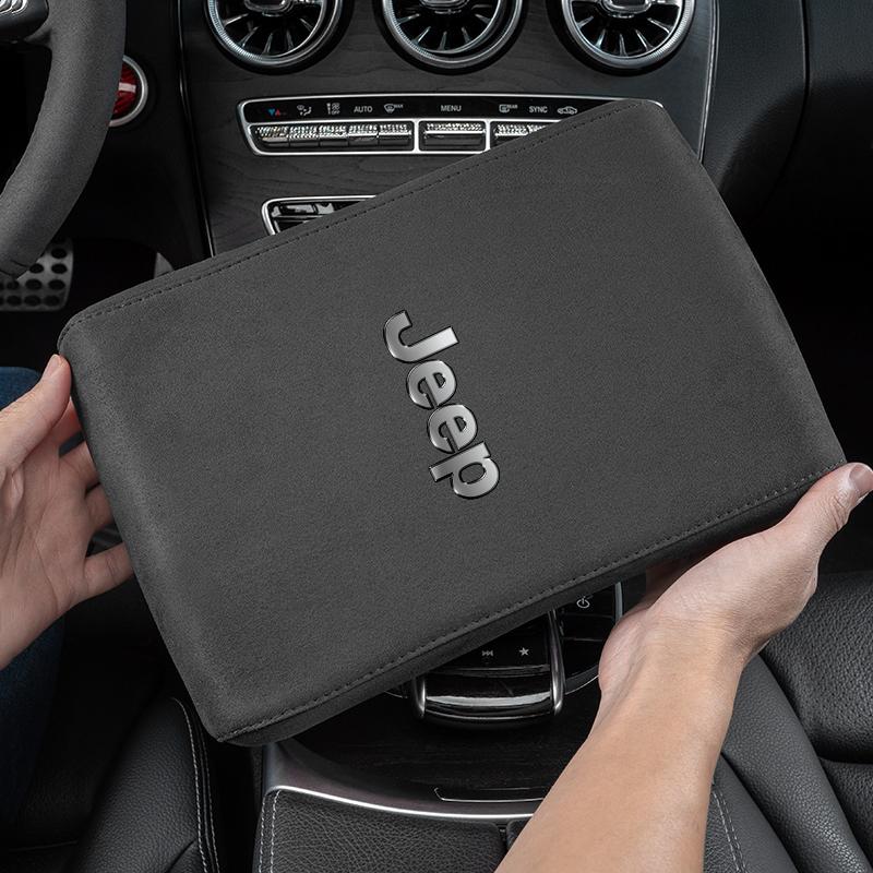 Car Interior Armrest Box Mat Center Console Accessories For Jeep Grand Cherokee Wrangler JK Gladiator Compass Renegade Patriot AJU1
