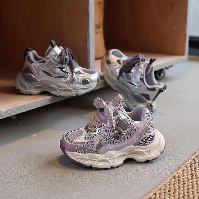 Children's sports shoes, new spring Korean version, lightweight and breathable dad shoes for boys, versatile and fashionable casual shoes for girls