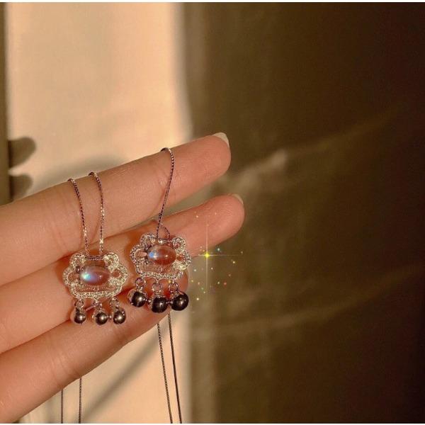 Лунный камень безопасности замок с длительным сроком службы ожерелье для женщин корейская версия простой колокольчик жуйи замок дизайн Sense INS. Элегантная цепочка Clawbone